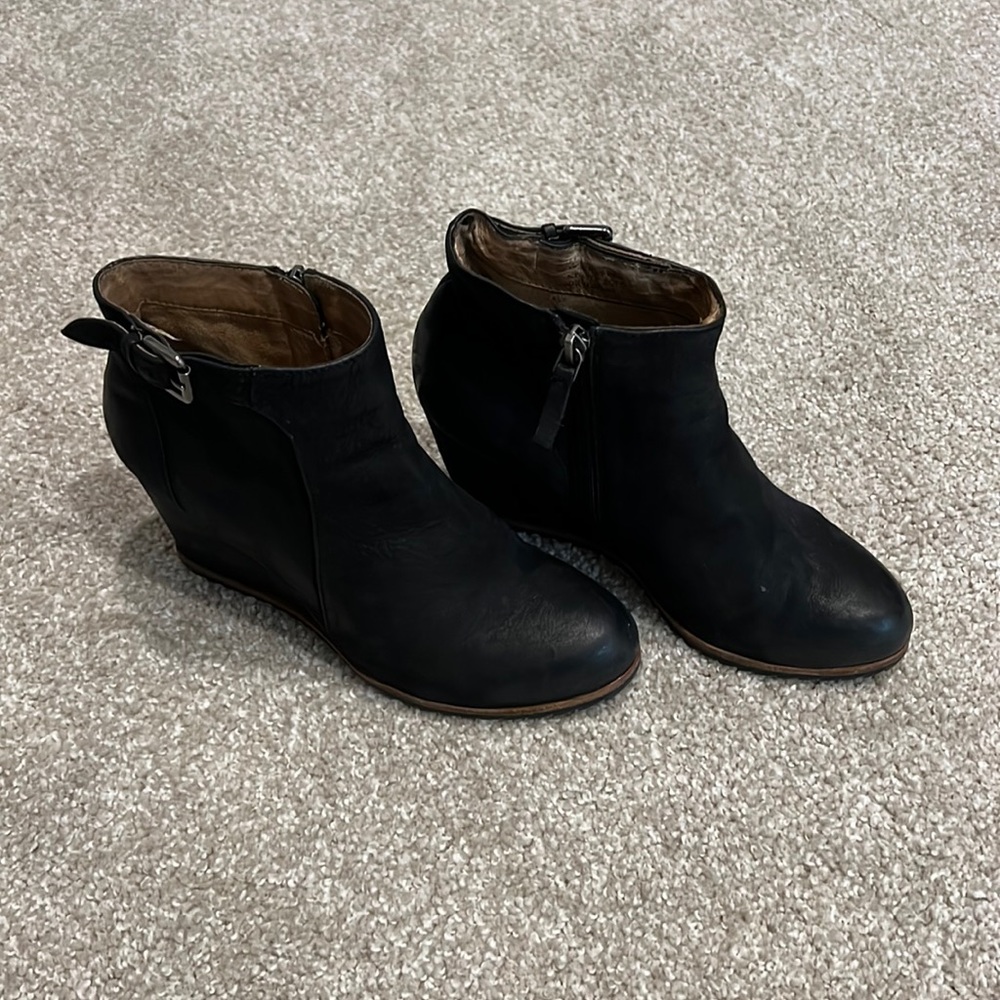 Biala booties
